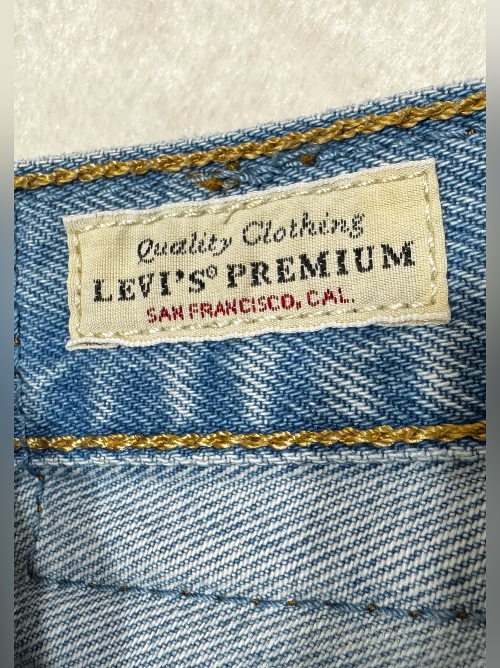 Levi's Original 501 Light Blue High-Rise Cutoff Denim Shorts Size 28 - Picture 10 of 13
